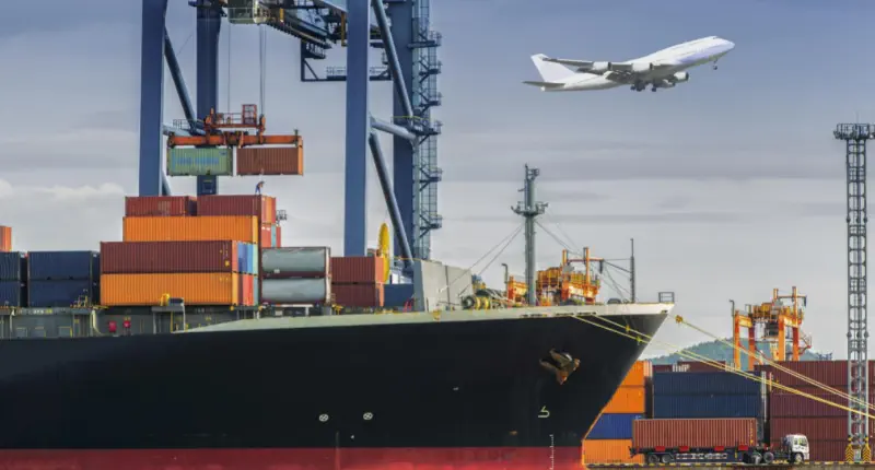 Sprawna logistyka w firmie za pomocą statków, samolotów i samochodów dostawczych